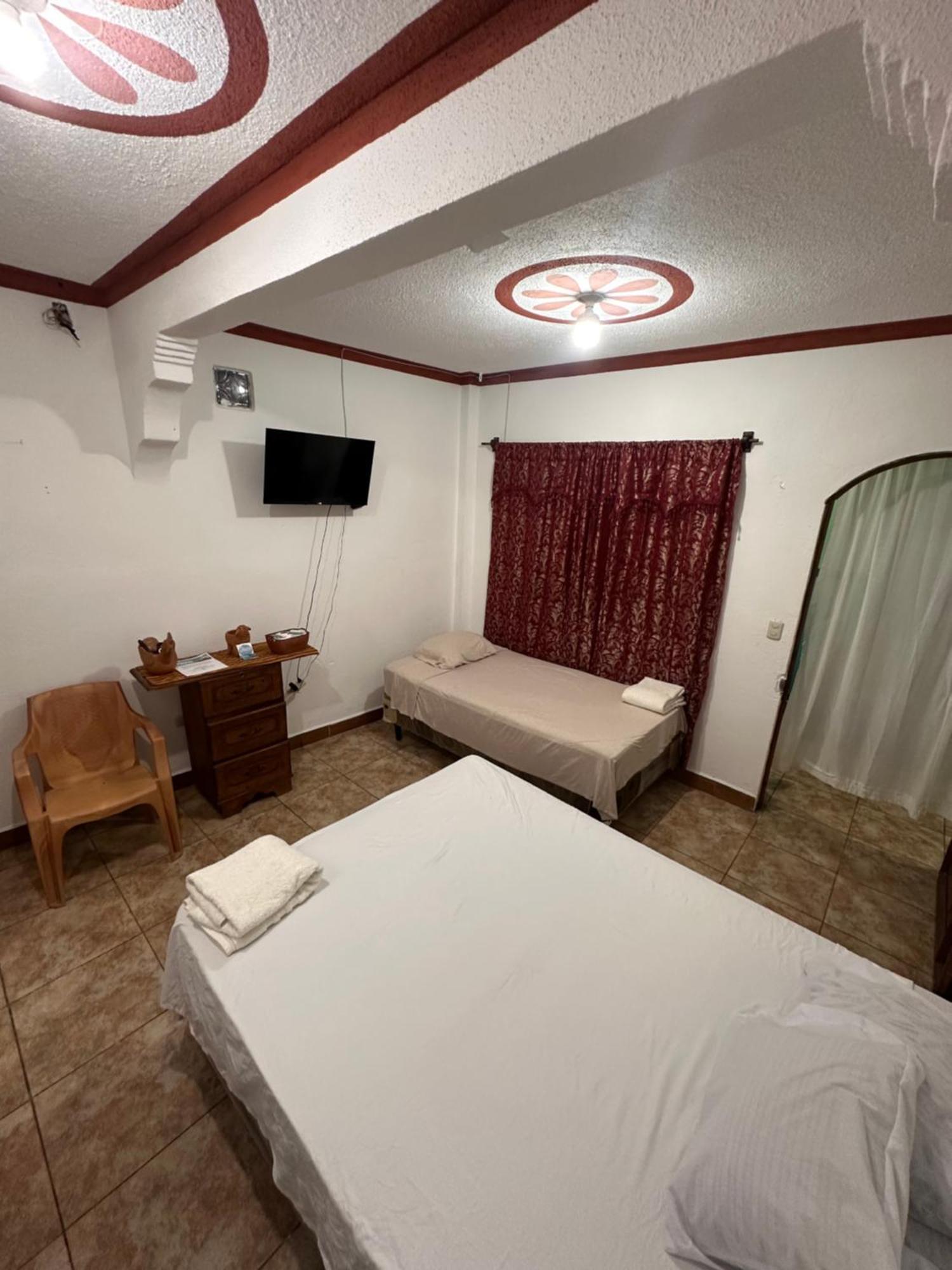 Casa Don Nico Hotel San Juan La Laguna Exterior photo